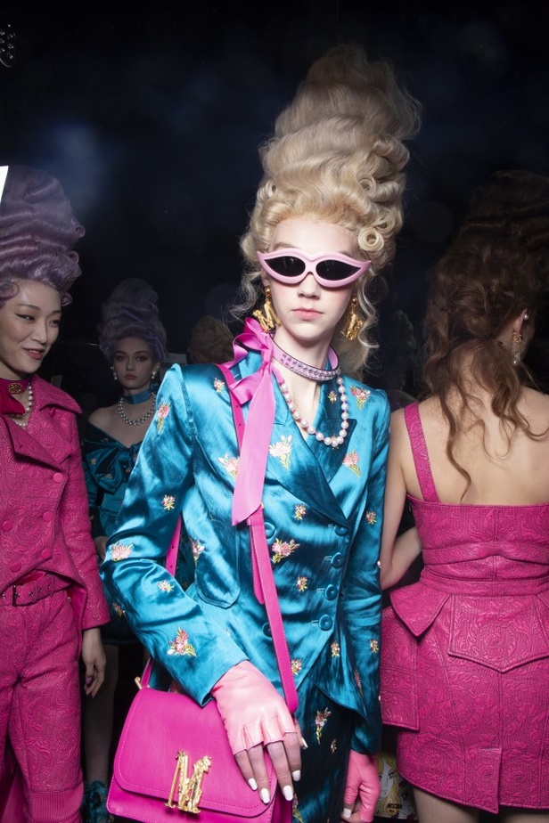 مجموعة موسكينو MOSCHINO لخريف وشتاء 2020-2021 من ميلانو