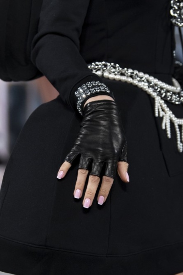 مجموعة موسكينو MOSCHINO لخريف وشتاء 2020-2021 من ميلانو