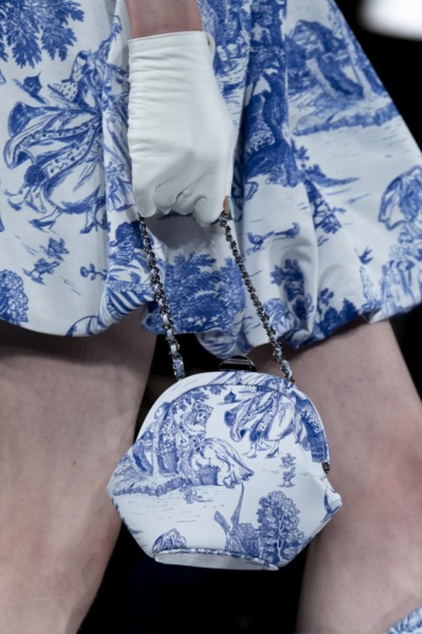 مجموعة موسكينو MOSCHINO لخريف وشتاء 2020-2021 من ميلانو