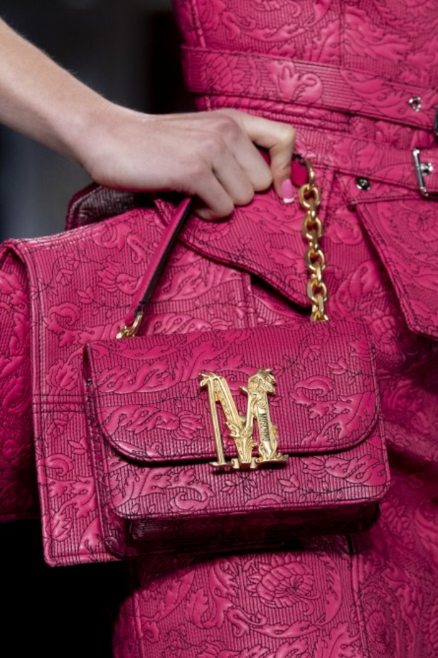 مجموعة موسكينو MOSCHINO لخريف وشتاء 2020-2021 من ميلانو