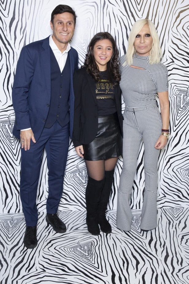 مجموعة فيرساتشي VERSACE لخريف وشتاء 2020-2021