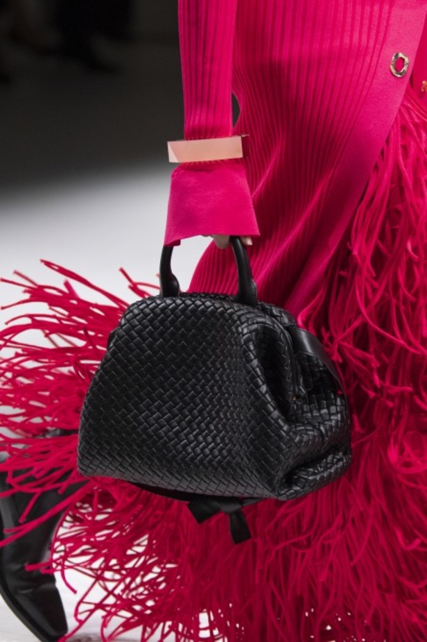 مجموعة BOTTEGA VENETA لخريف وشتاء 2020-2021 