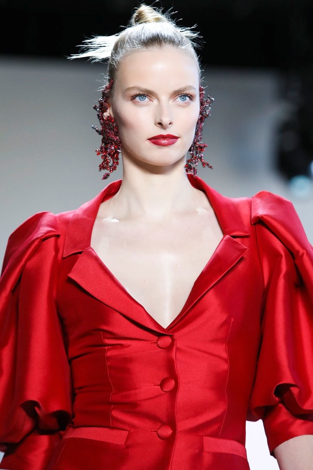 عرض ازياء BADGLEY MISCHKA في اسبوع الموضة في نيويورك 2020 لموسم الخريف والشتاء