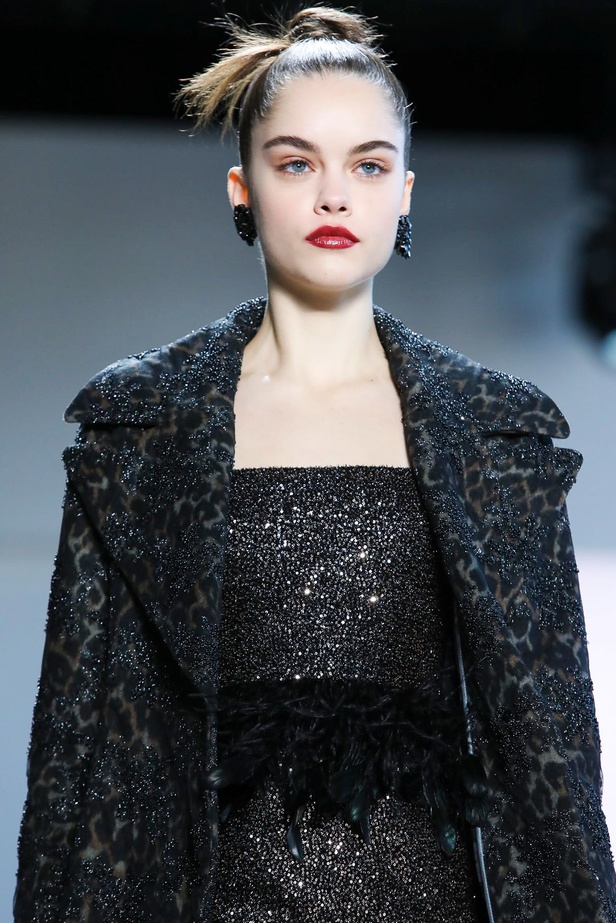 عرض ازياء BADGLEY MISCHKA في اسبوع الموضة في نيويورك 2020 لموسم الخريف والشتاء