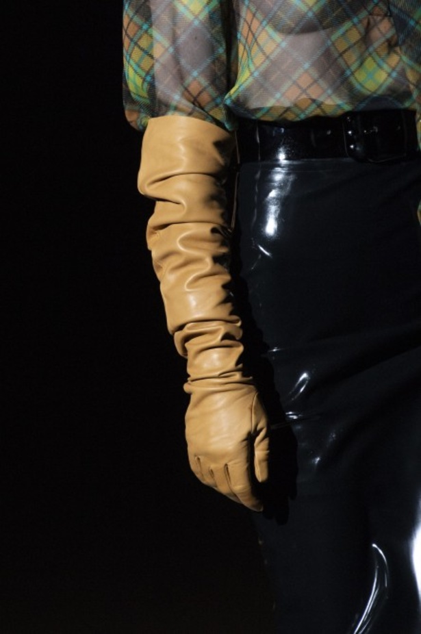 مجموعة سان لوران خريف وشتاء 2020-2021 من باريس