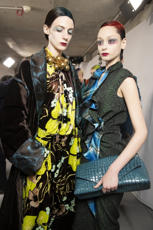 عرض مجموعة Dries Van Noten لموسم خريف وشتاء 2020