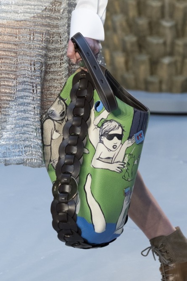 مجموعة كلوي Chloe لخريف وشتاء 2020-2021 خلال اسبوع الموضة في باريس