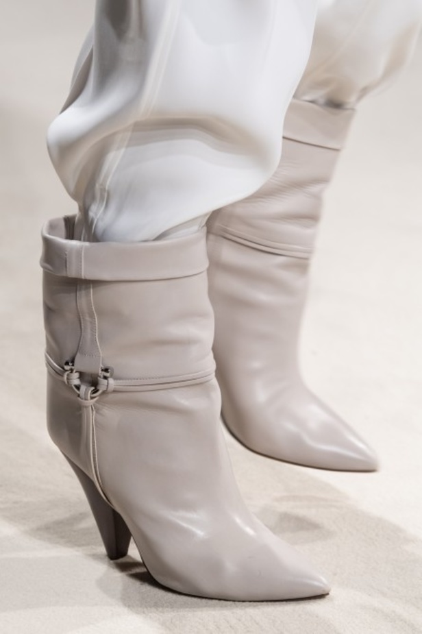 ازياء Isabel Marant لخريف وشتاء 2020 خلال اسبوع الموضة في باريس