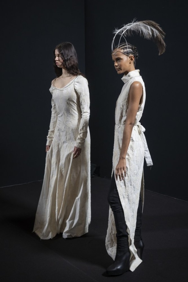 عرض مجموعة Ann Demeulemeester في باريس