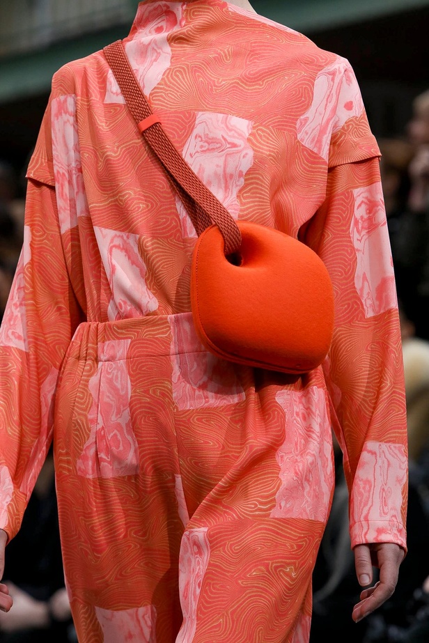 مجموعة Issey Miyake لموسم خريف وشتاء 2020-2021