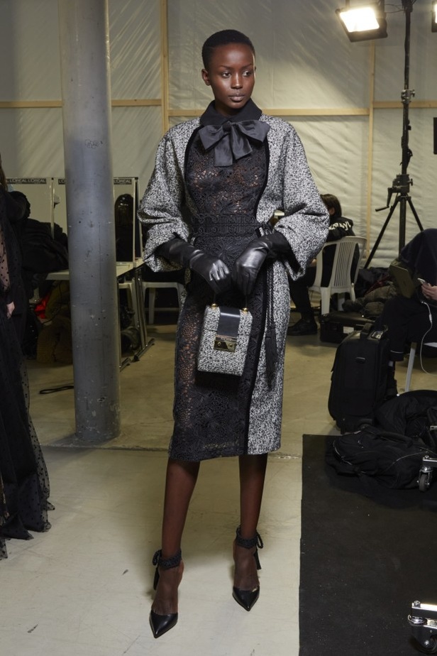 مجموعة Elie Saab لخريف وشتاء 2020-2021 خلال اسبوع الموضة في باريس