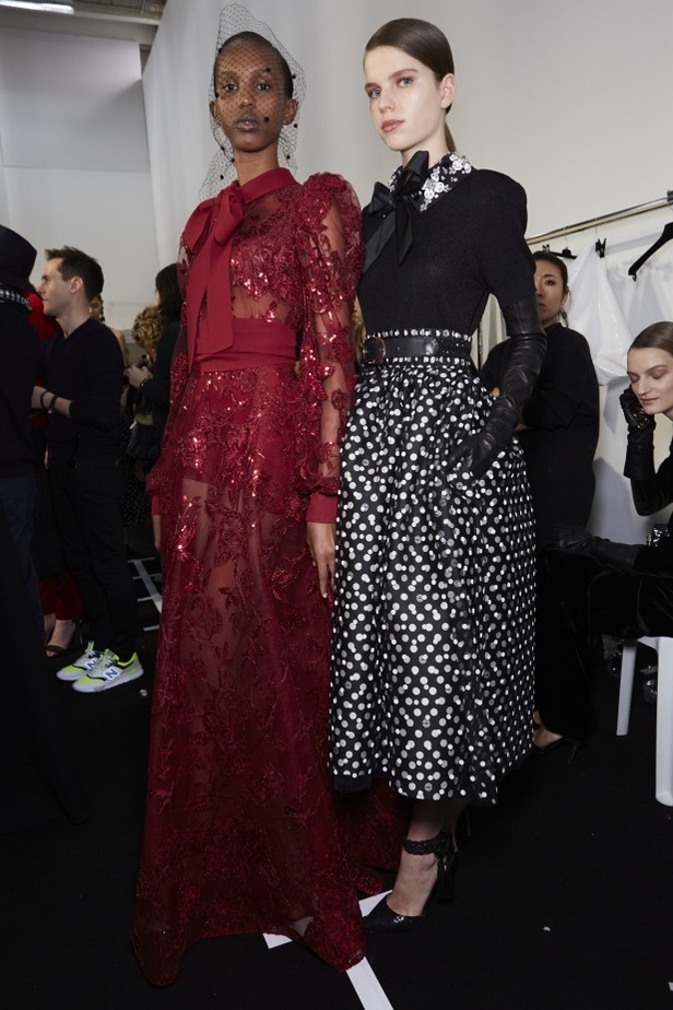 مجموعة Elie Saab لخريف وشتاء 2020-2021 خلال اسبوع الموضة في باريس