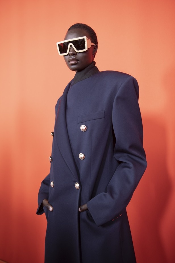 عرض ازياء balmain لخريف وشتاء 2020-2021 مباشرة من باريس