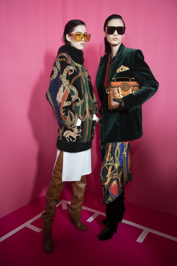 عرض ازياء balmain لخريف وشتاء 2020-2021 مباشرة من باريس