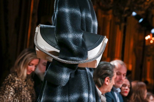 مجموعة ستيلا مكارتني لموسم خريف وشتاء 2020-2021