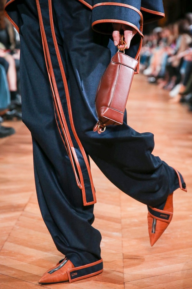 مجموعة ستيلا مكارتني لموسم خريف وشتاء 2020-2021