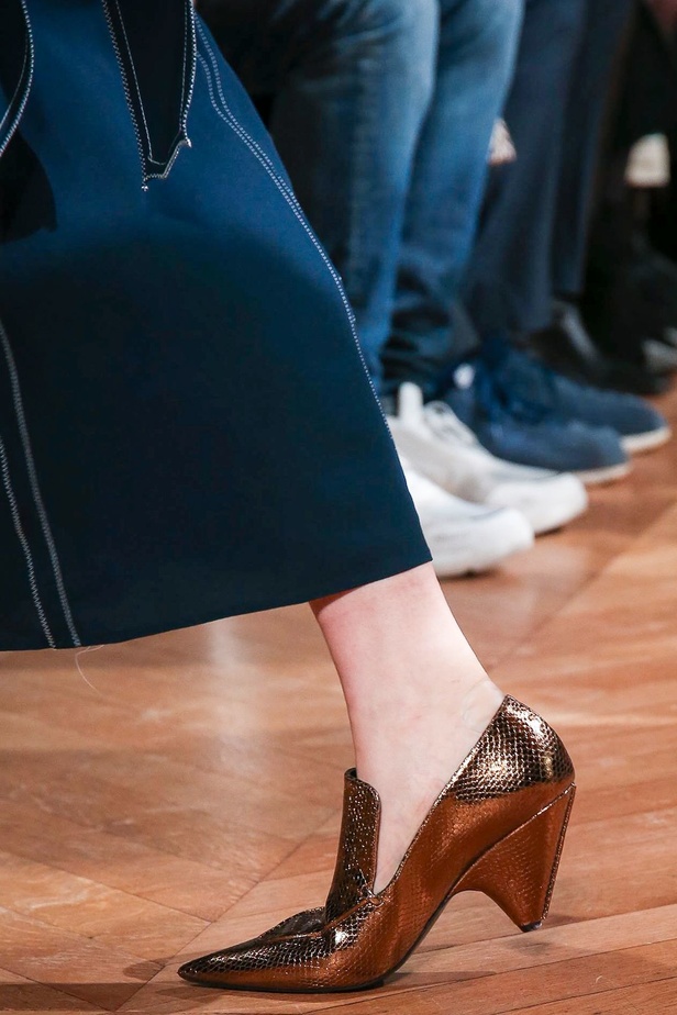 مجموعة ستيلا مكارتني لموسم خريف وشتاء 2020-2021