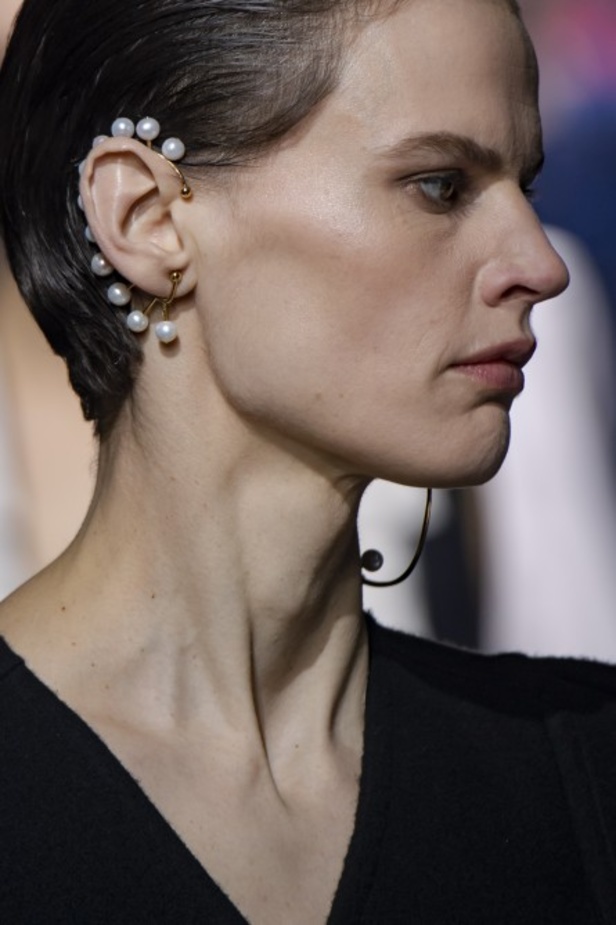 مجموعة جيفنشي للأزياء الراقية لخريف وشتاء 2021