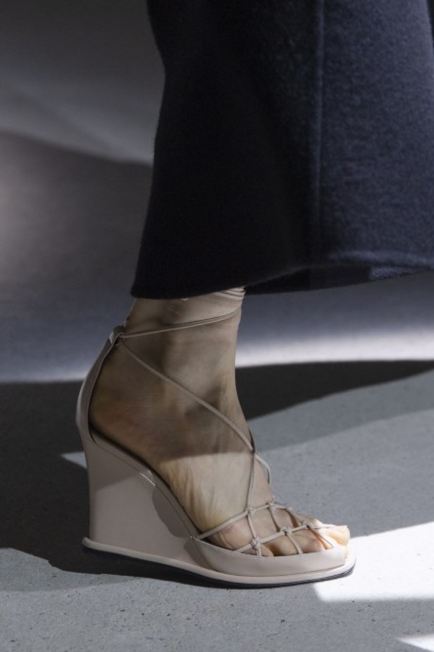 مجموعة جيفنشي للأزياء الراقية لخريف وشتاء 2021