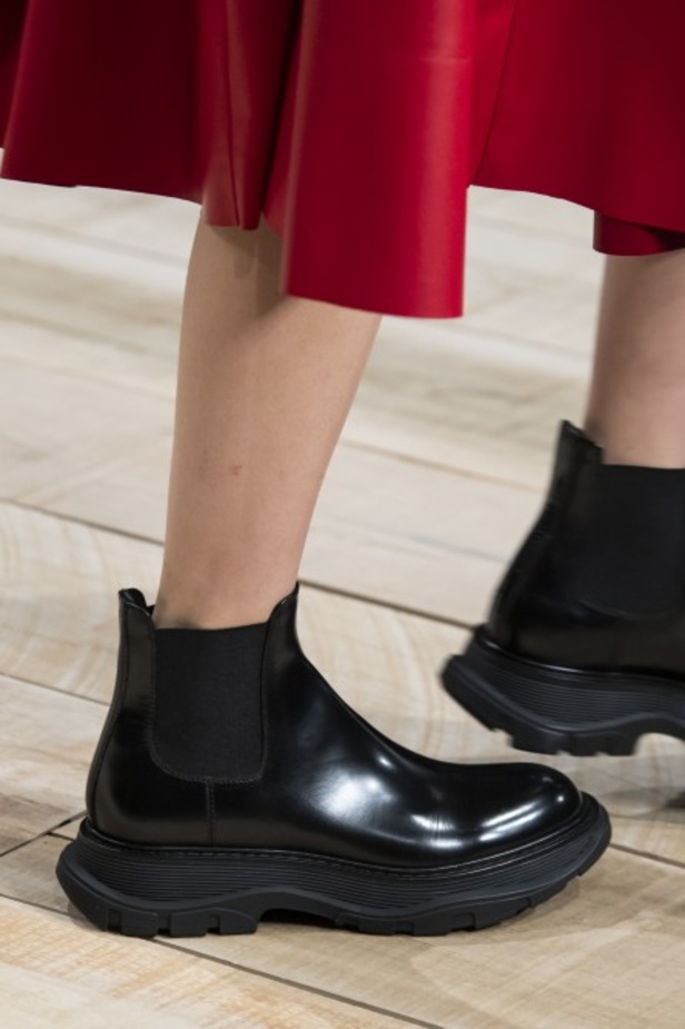 مجموعة ألكسندر ماكوين لخريف وشتاء 2020-2021