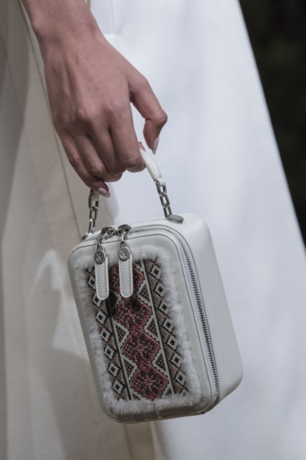 مجموعة "رالف أند روسو" Ralph & Russo لخريف وشتاء 2020 - 2021 