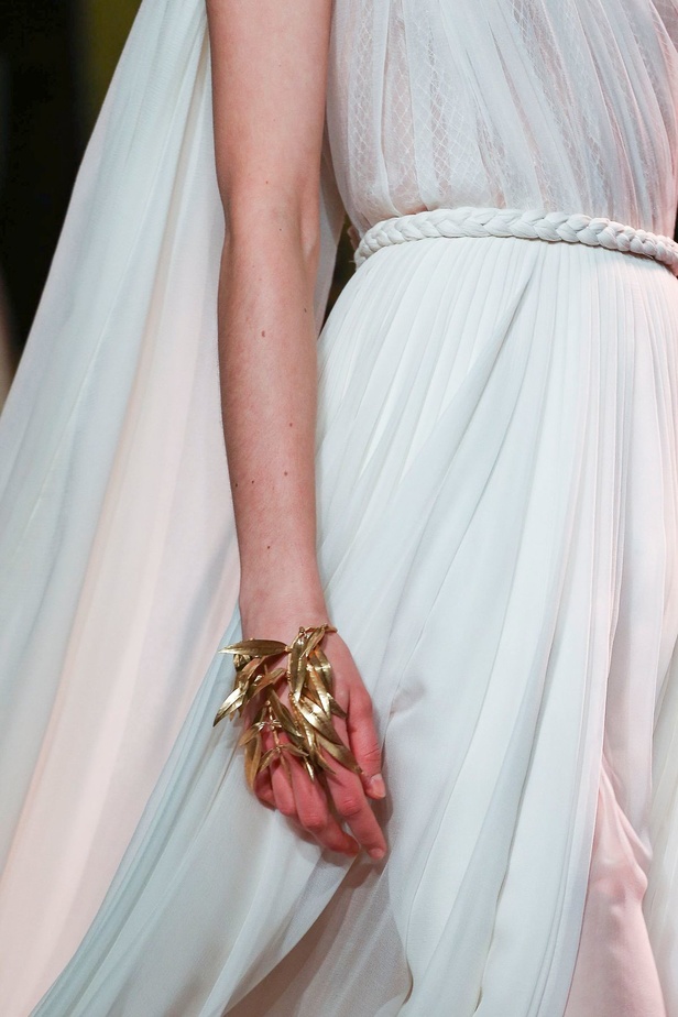 عرض ازياء Dior ديور لـ haute couture ربيع وصيف 2020