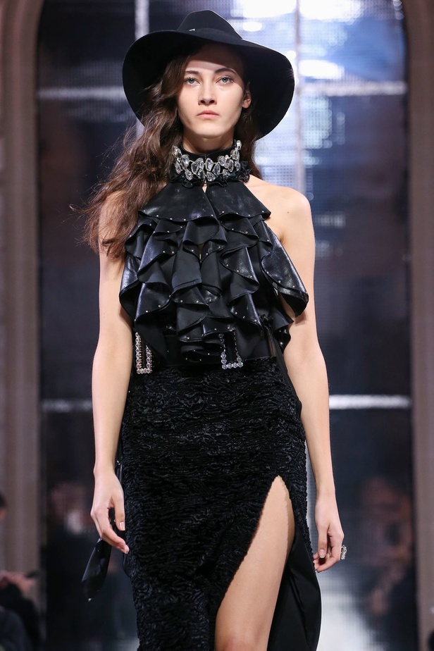 مجموعة أزارو لموسم ربيع وصيف 2020 للهوت كوتور