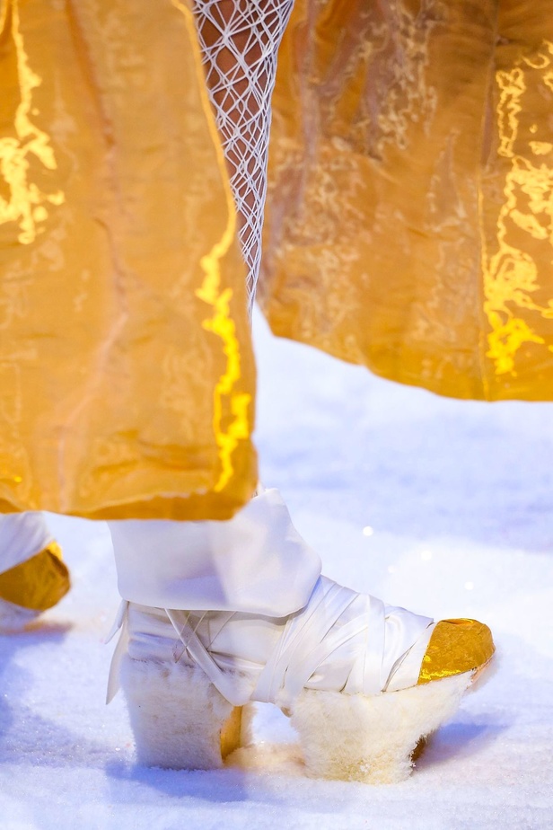 مجموعة Guo Pei للهوت كوتو لربيع وصيف 2020