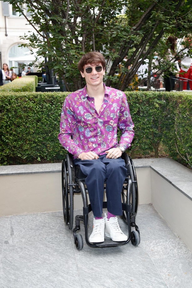 صور عرض ازياء مجموعة ETRO كروز 2021 في ميلانو 