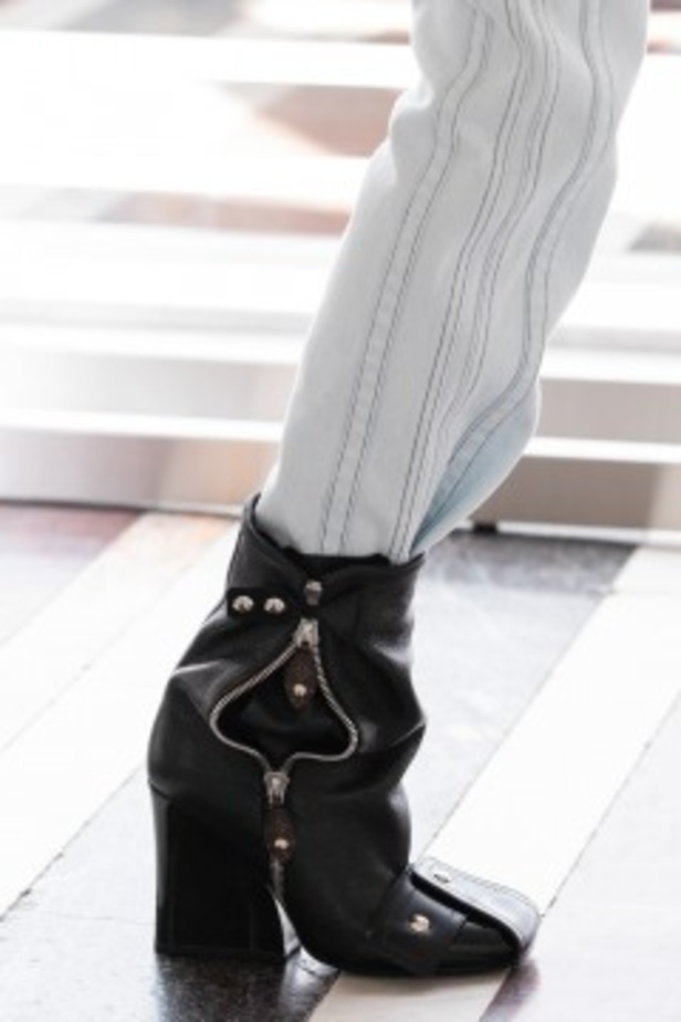 عرض أزياء Louis Vuitton لخريف وشتاء 2021-2022