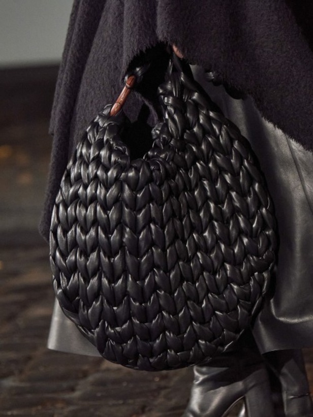 عرض أزياء Chloe  لخريف وشتاء 2021-2022 