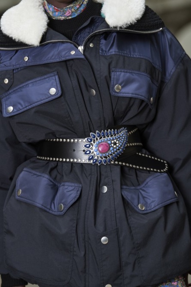 عرض أزياء دار Isabel Marant لخريف وشتاء 2021-2022