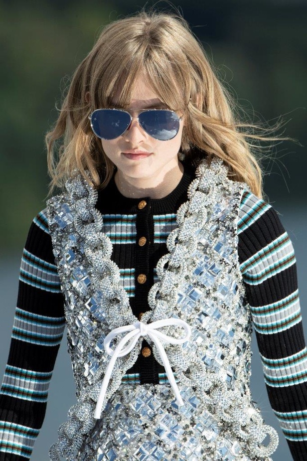 صور عرض أزياء مجموعة لويس فيتون Louis Vuitton كروزر 2022