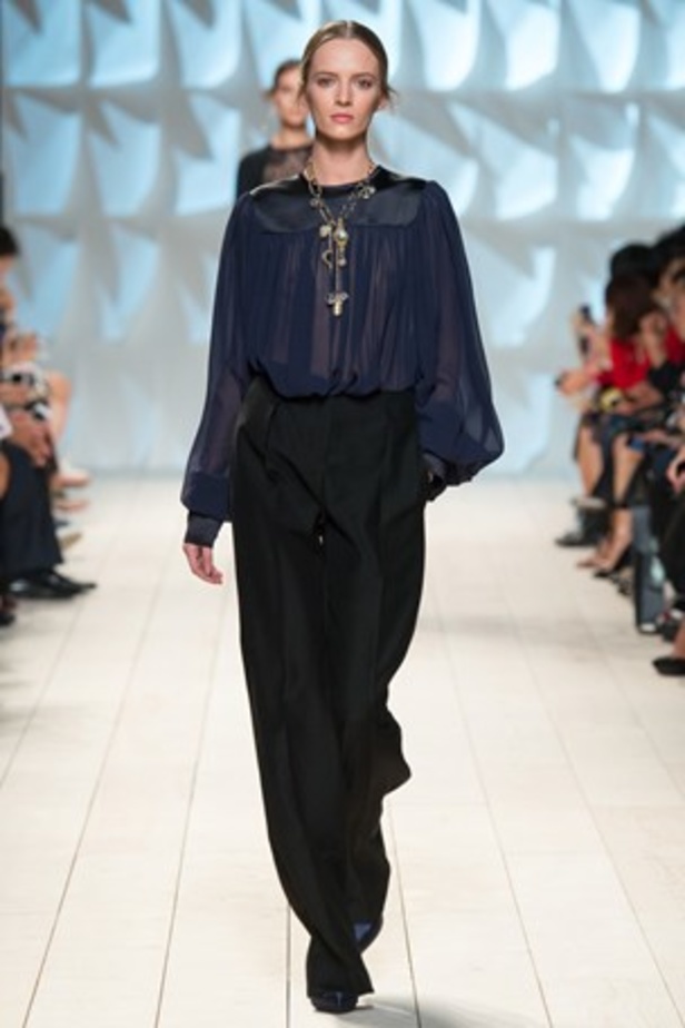 الأنوثة والرقي يتناغمان في مجموعة  Nina Ricci