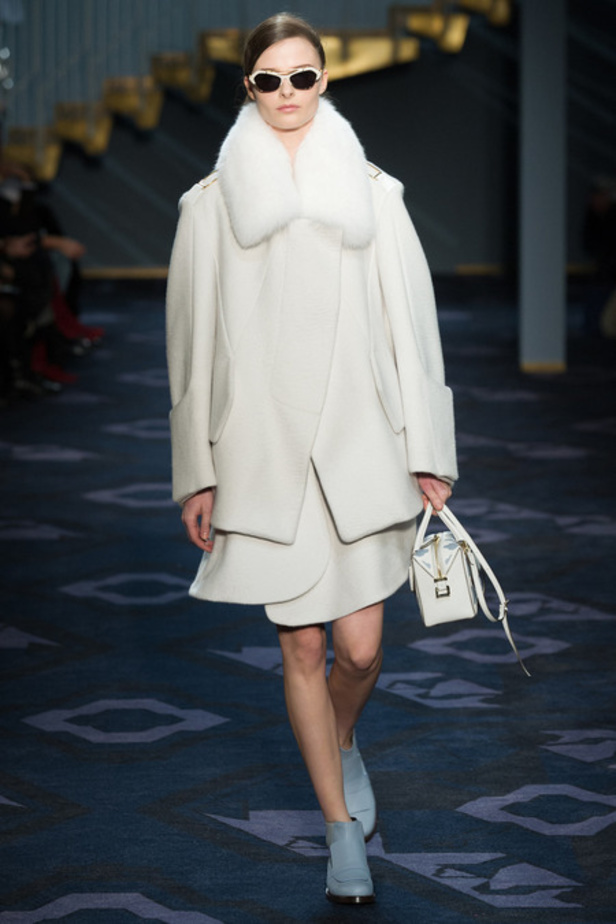 Tod’s: أناقة جلدية ببساطة استثنائية