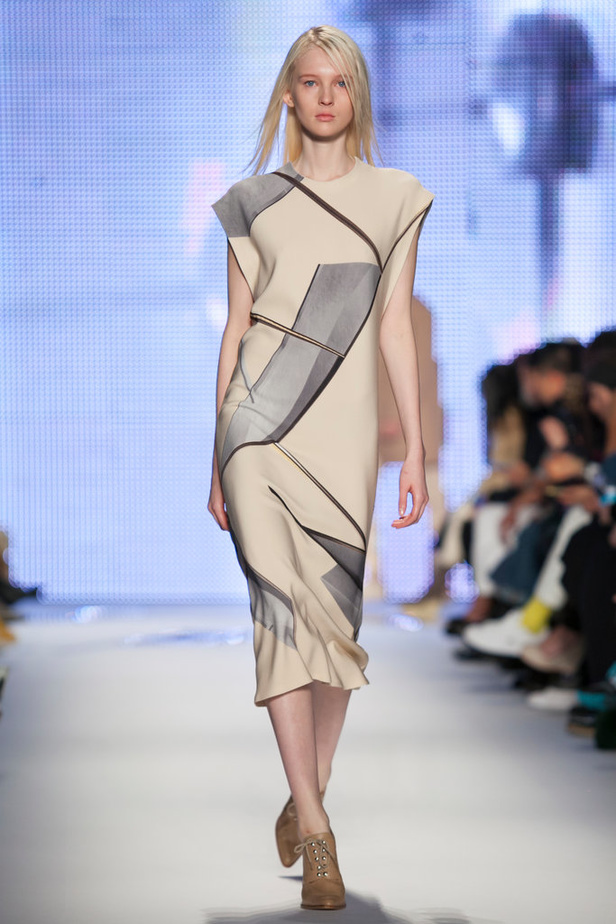 LACOSTE: أناقة لا تعرف التعب