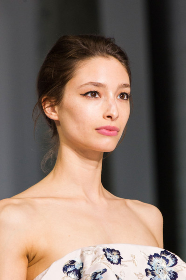 عرض "رالف أند روسو" للأزياء الفاخرة لربيع وصيف 2016