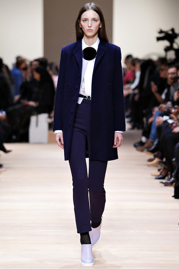 أناقة باريسيّة عصريّة في تصاميم "Carven"