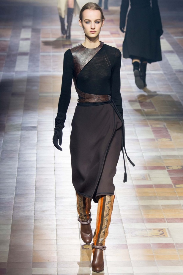 Lanvin تقدم أجمل مجموعاتها وتستوحيها من كازابلانكا