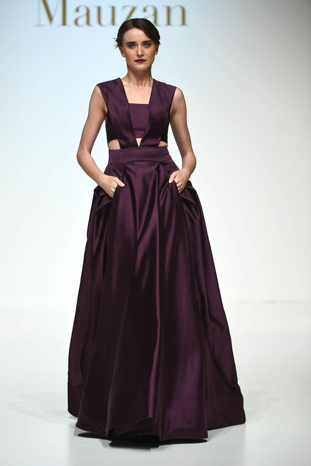 مجموعة Mauzan لسيدّة غامضة