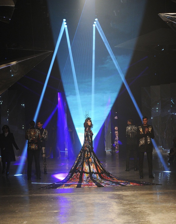 عرض ازياء Michael Cinco لربيع و صيف 2016