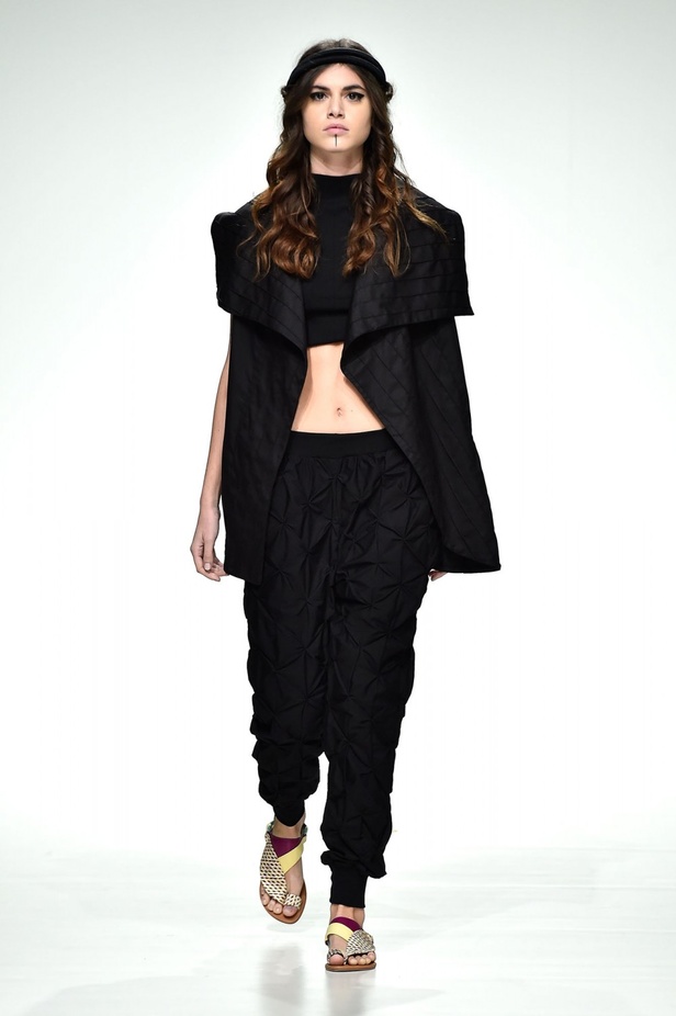 عرض أزياء مشاعل الراجحي لربيع و صيف 2016