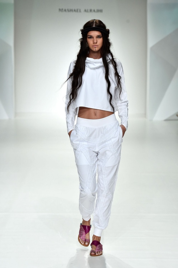 عرض أزياء مشاعل الراجحي لربيع و صيف 2016