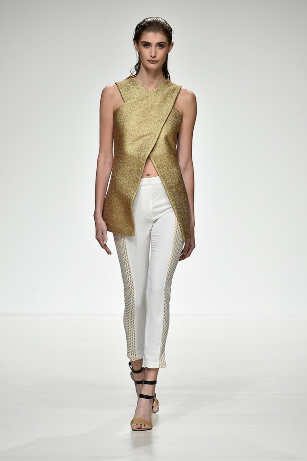 عرض ازياء ديمة عياد لربيع و صيف 2016