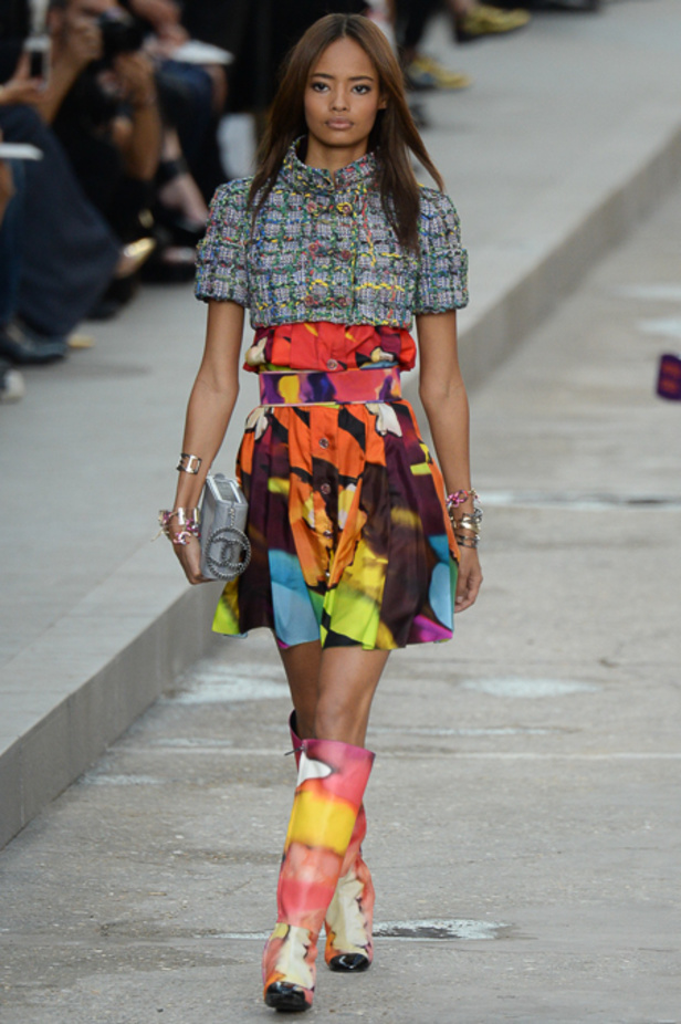 Chanel حرب لونية... ودعوة للسلام والمساواة