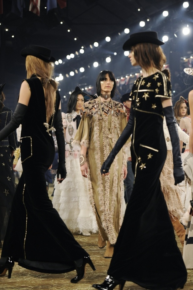 كوكو شانيل تطل من دالاس مرة أخرى