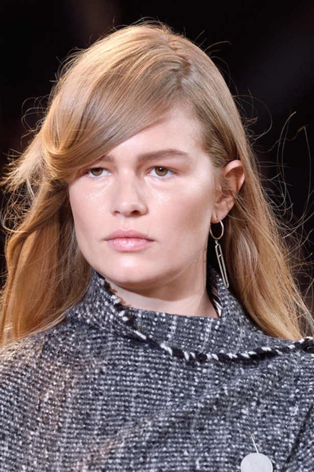 عرض اليكسي مابيل لخريف وشتاء 2016-2017