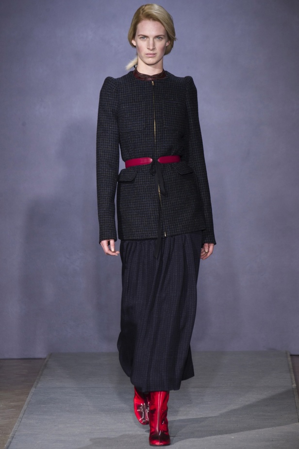 أناقة انكليزية من دار Martin Margiela الفرنسية