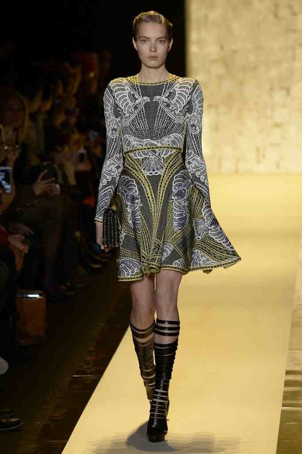 مغامرة مأمونة العواقب مع خريف Herve Leger 