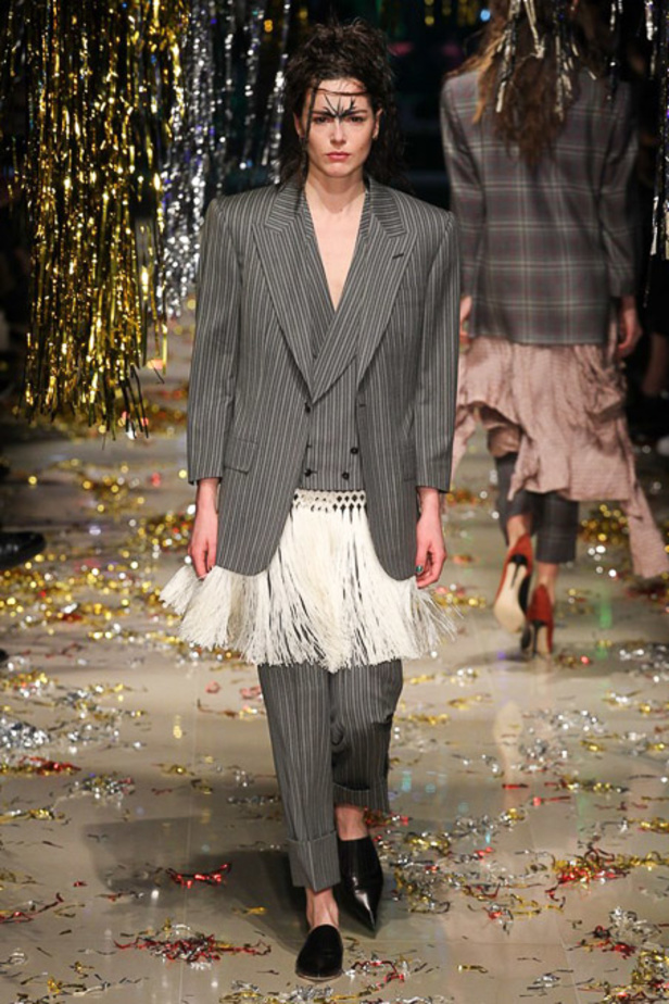 "Vivienne Westwood"... فانتازيّا فوضويّة بامتياز